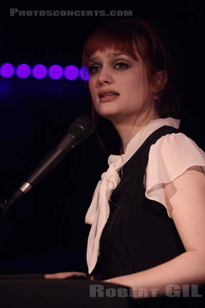 A FINE FRENZY - 2008-04-09 - PARIS - Le Cabaret Milliardaire - Alison Sudol